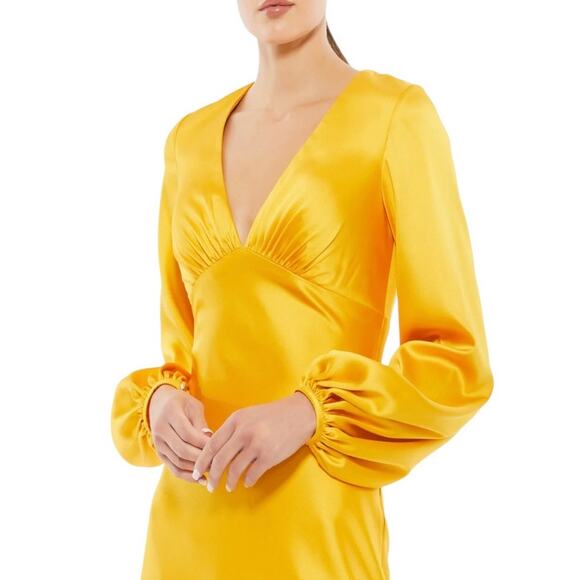 Mac Duggal NEW Size 8 Marigold Long Sleeve Empire Waist Charmeuse Gown 55693 - Picture 2 of 10
